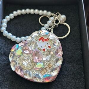 Hello Kitty Compact with Stones